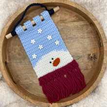 Load image into Gallery viewer, Snowman Wall Hanging