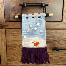 Load image into Gallery viewer, Snowman Wall Hanging