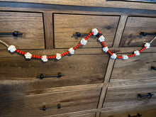 Load image into Gallery viewer, Cranberry Popcorn Garland