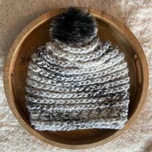 Load image into Gallery viewer, Asteria Beanie, Adult